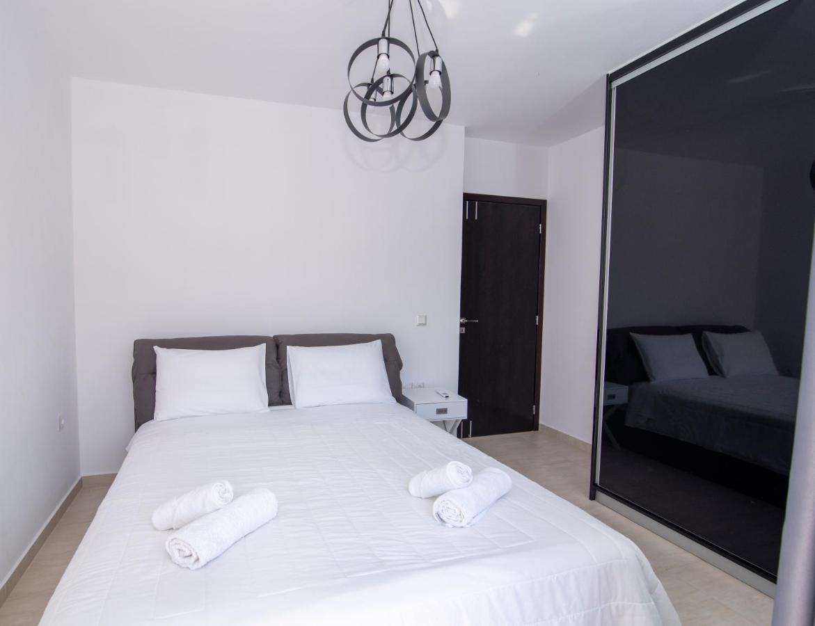 Mary'S Luxury Apartment Elaia. Elia  Exterior foto